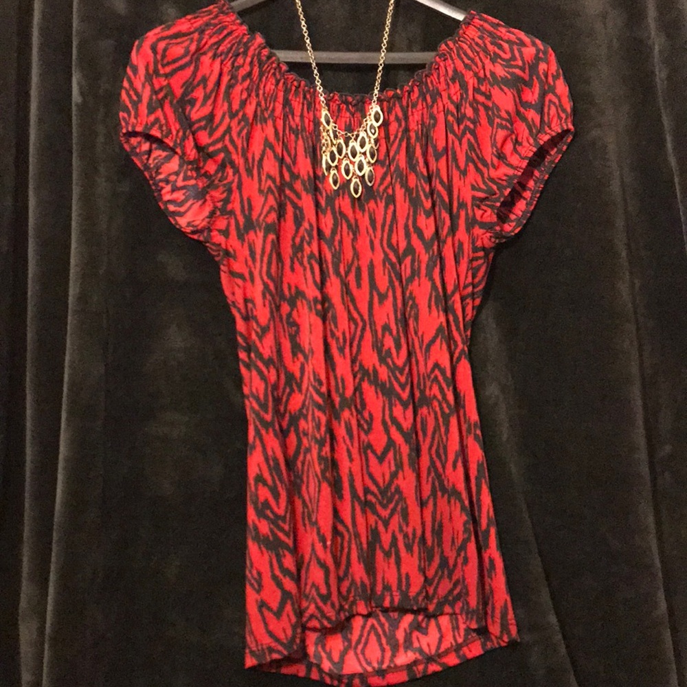 Black and red top